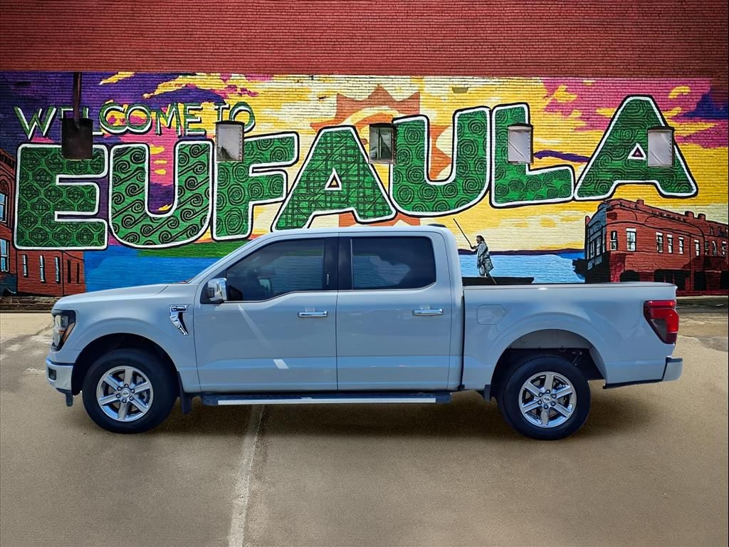 2024 Ford F-150 XLT photo 3