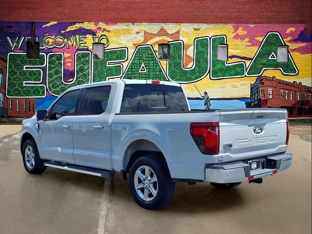 2024 Ford F-150 XLT photo 4