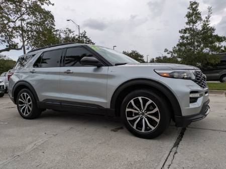 2023 Ford Explorer ST-Line