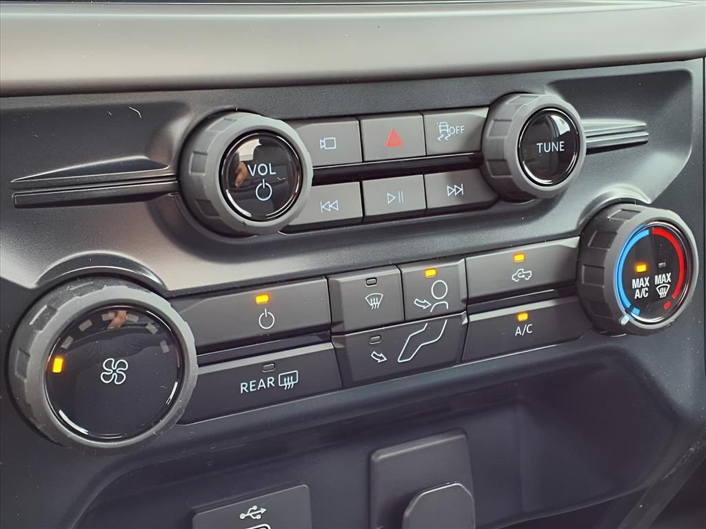 2025 Ford F-150 XL photo 13