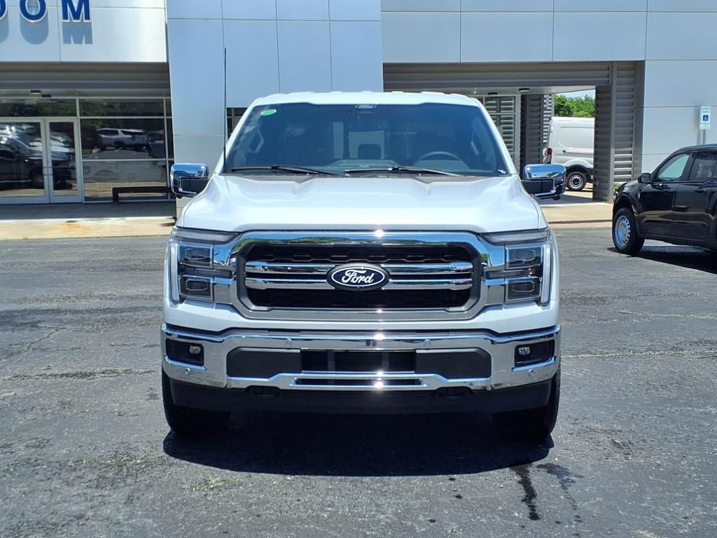 2025 Ford F-150 Lariat photo 2