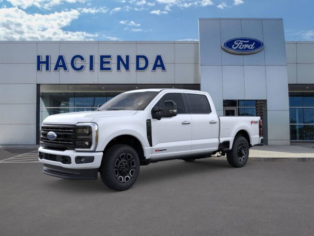 2026 Ford F-250 Super Duty Platinum's photo