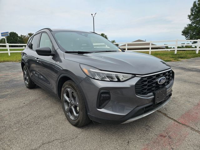 Used 2025 Ford Escape ST-Line with VIN 1FMCU0MNXSUA56851 for sale in Kansas City