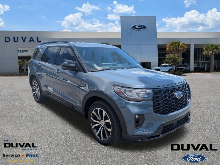 2025 Ford Explorer ST-Line