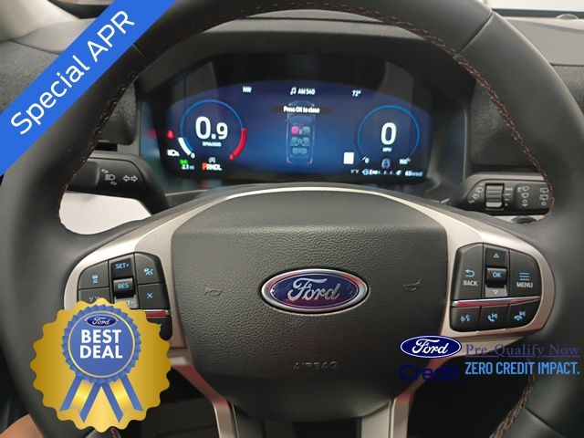 2025 Ford Explorer photo 10