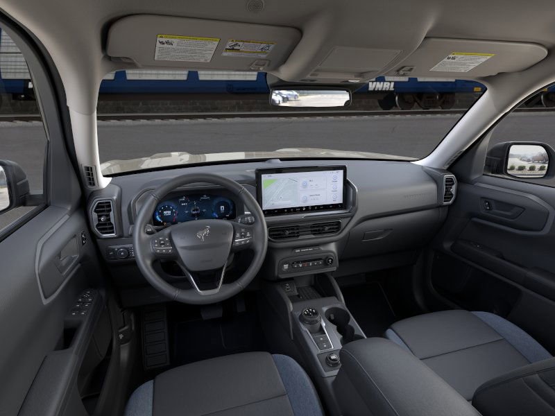 2025 Ford Bronco Sport Outer Banks photo 4