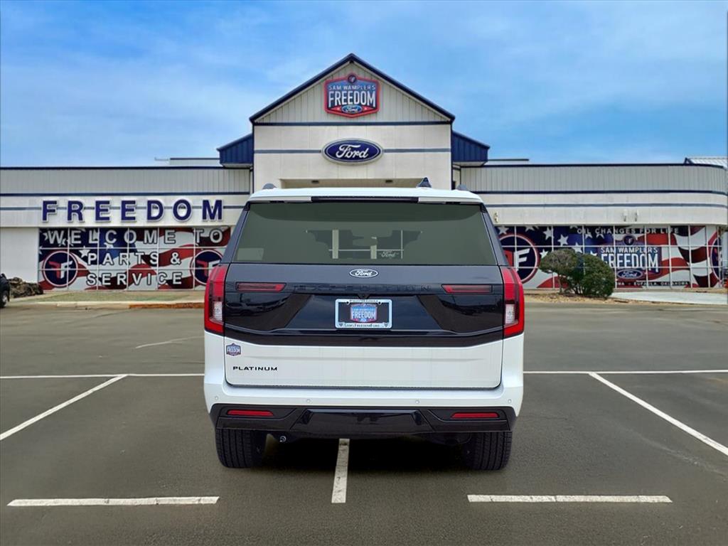 2025 Ford Expedition Platinum photo 4