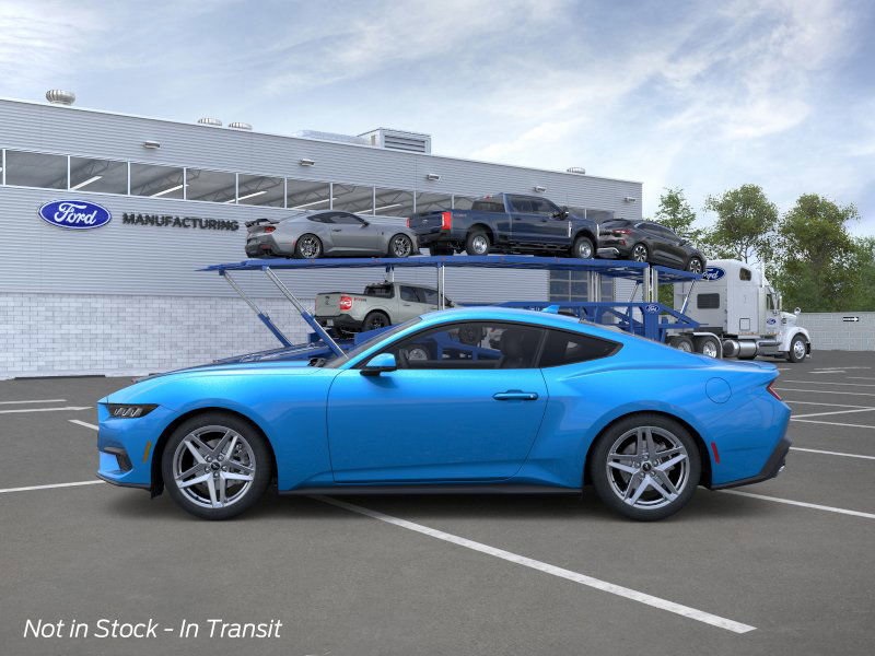 2025 Ford Mustang EcoBoost Premium photo 3