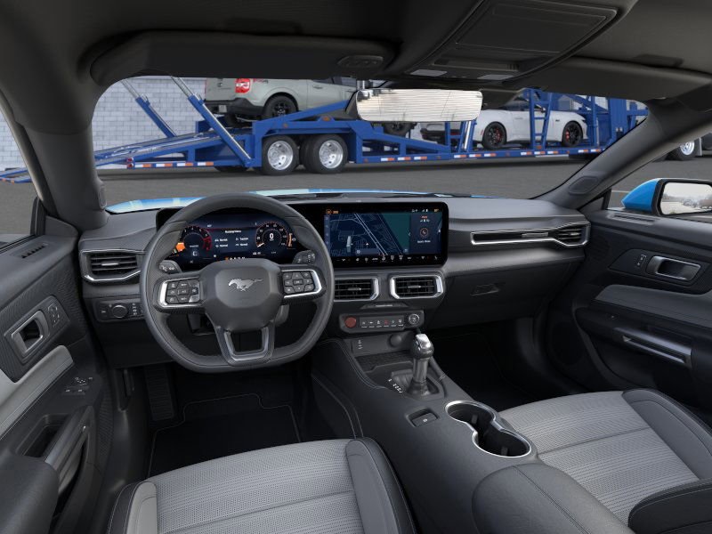 2025 Ford Mustang EcoBoost Premium photo 9