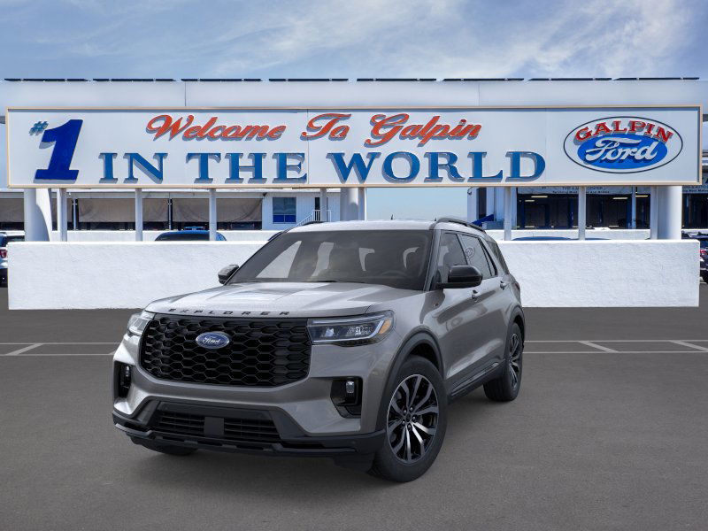 2025 Ford Explorer ST ST-Line photo 5