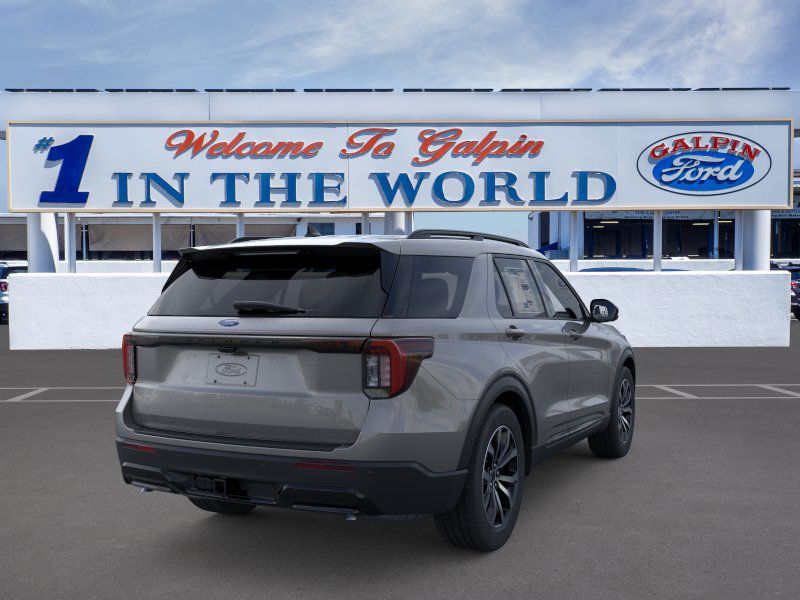 2025 Ford Explorer ST ST-Line photo 11