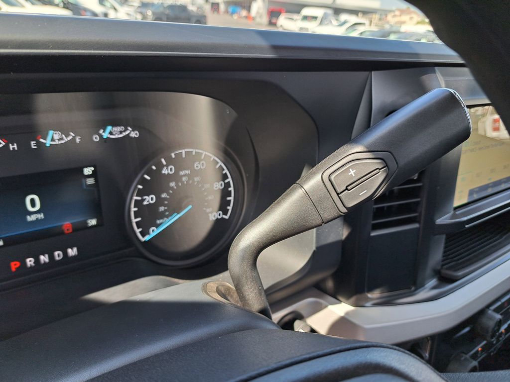 2025 Ford F-450 photo 20