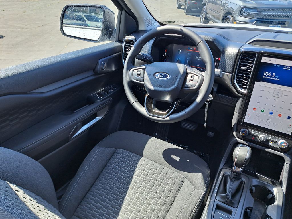 2025 Ford Ranger XLT photo 9