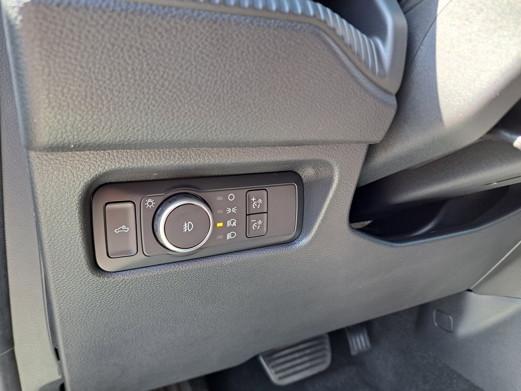 2025 Ford Ranger XLT photo 18