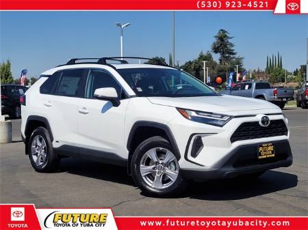2025 Toyota RAV4 Hybrid XLE