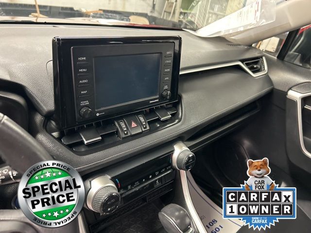 2022 Toyota RAV4 Hybrid XLE Premium photo 15