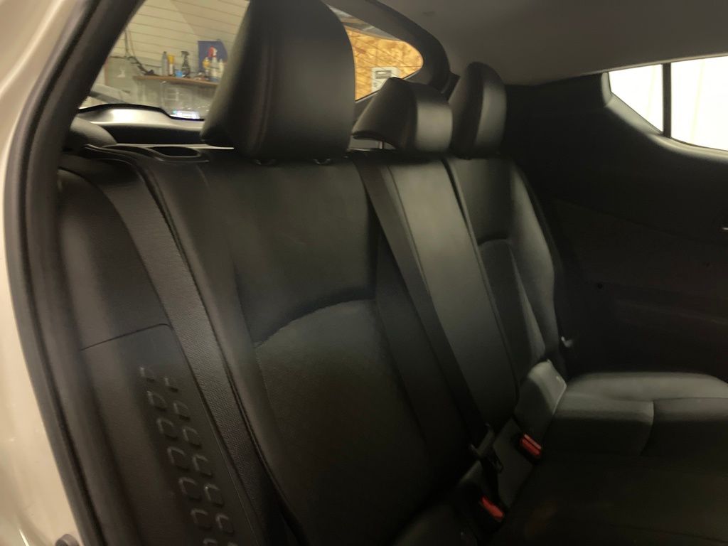 2020 Toyota C-HR Limited photo 21