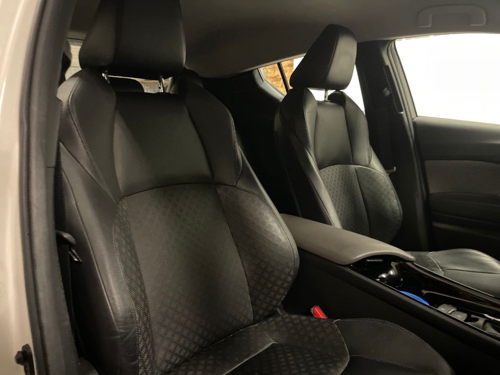 2020 Toyota C-HR Limited photo 23