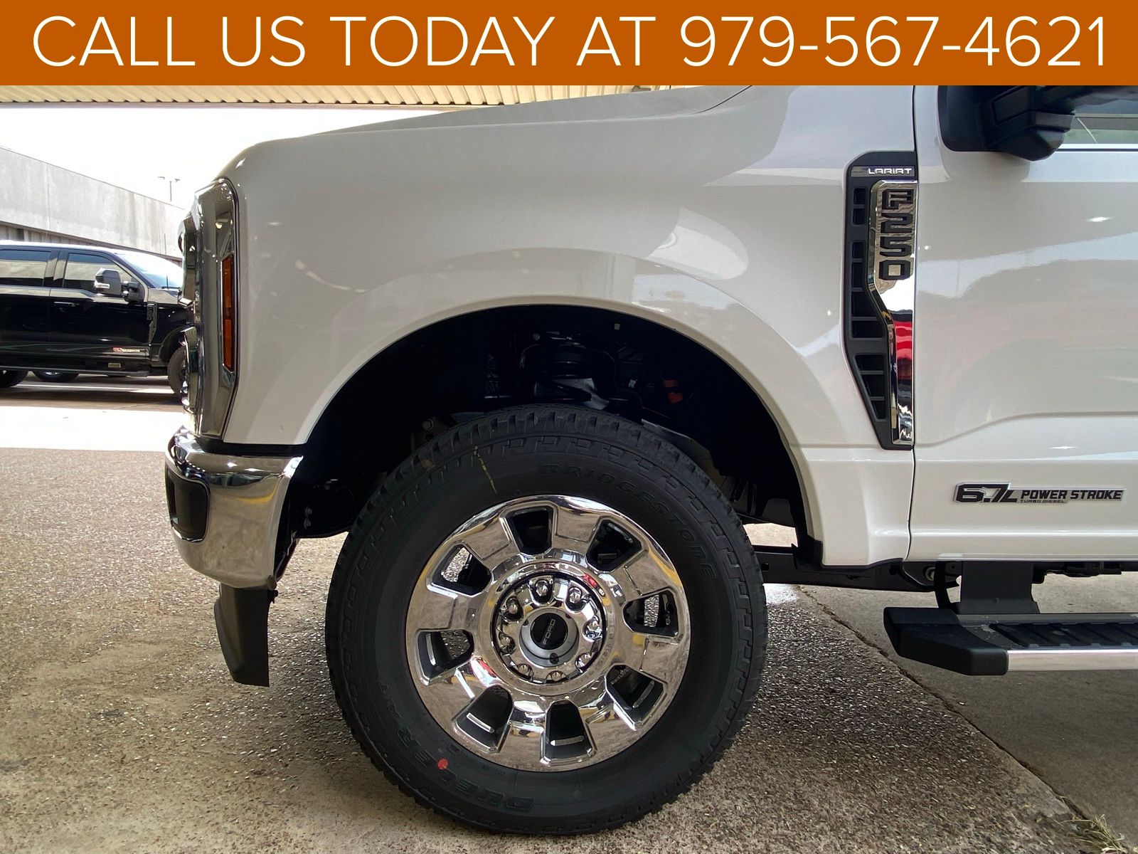 2026 Ford F-250 Lariat photo 2