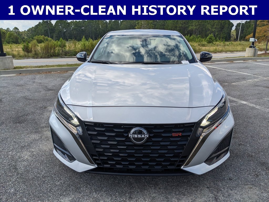 2024 Nissan Altima 2.5 SR photo 3