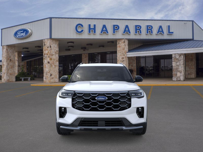 2025 Ford Explorer Platinum photo 5