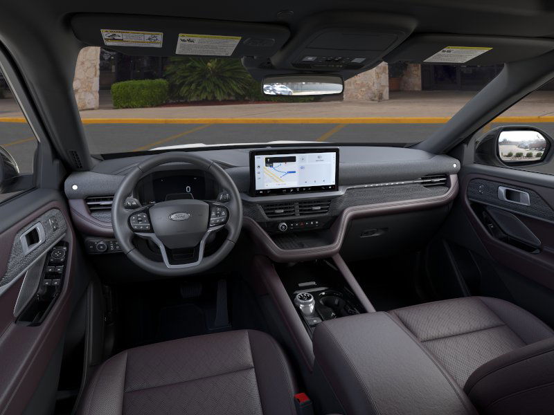 2025 Ford Explorer Platinum photo 8