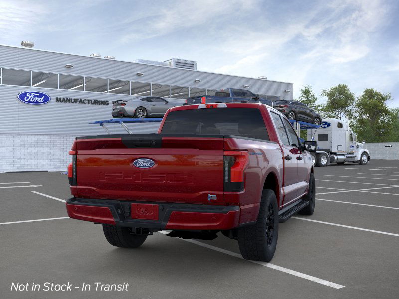 2025 Ford F-150 Lightning XLT photo 8