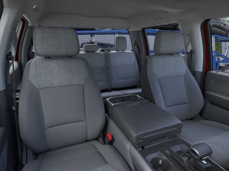 2025 Ford F-150 Lightning XLT photo 10