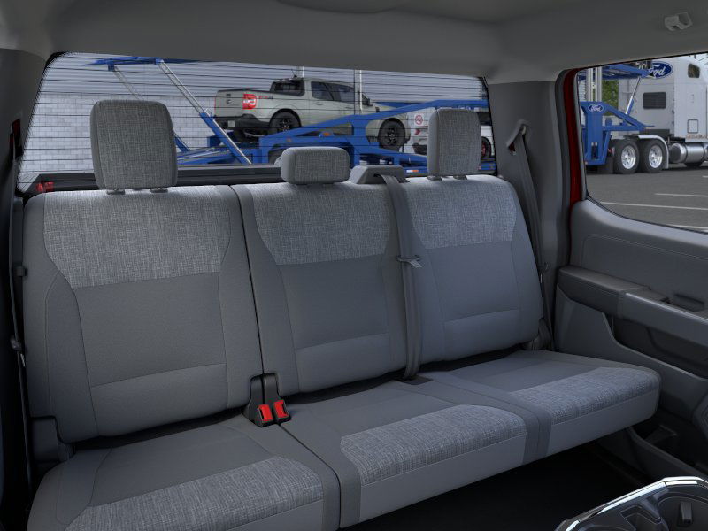 2025 Ford F-150 Lightning XLT photo 11