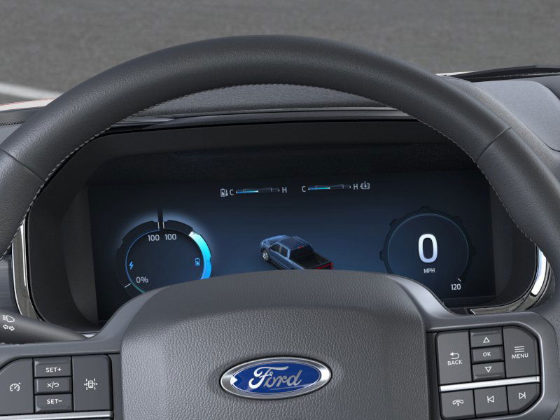 2025 Ford F-150 Lightning XLT photo 13