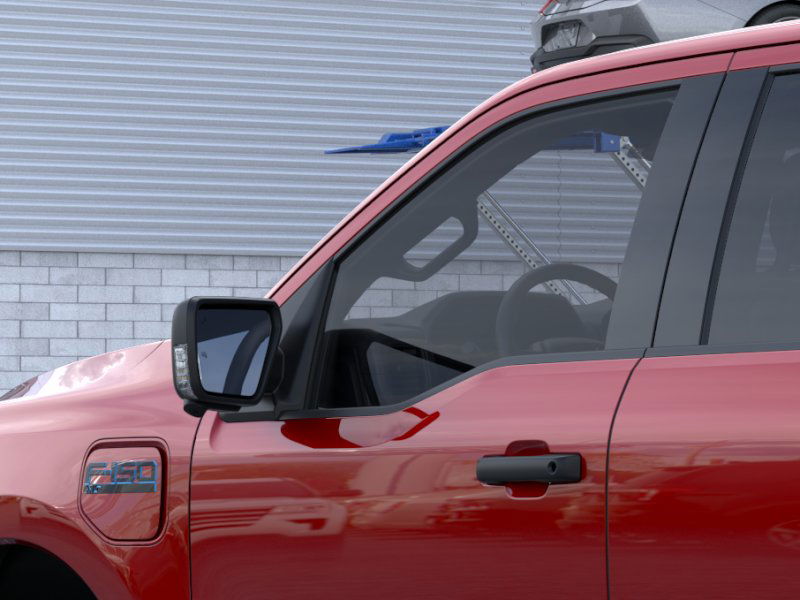 2025 Ford F-150 Lightning XLT photo 20