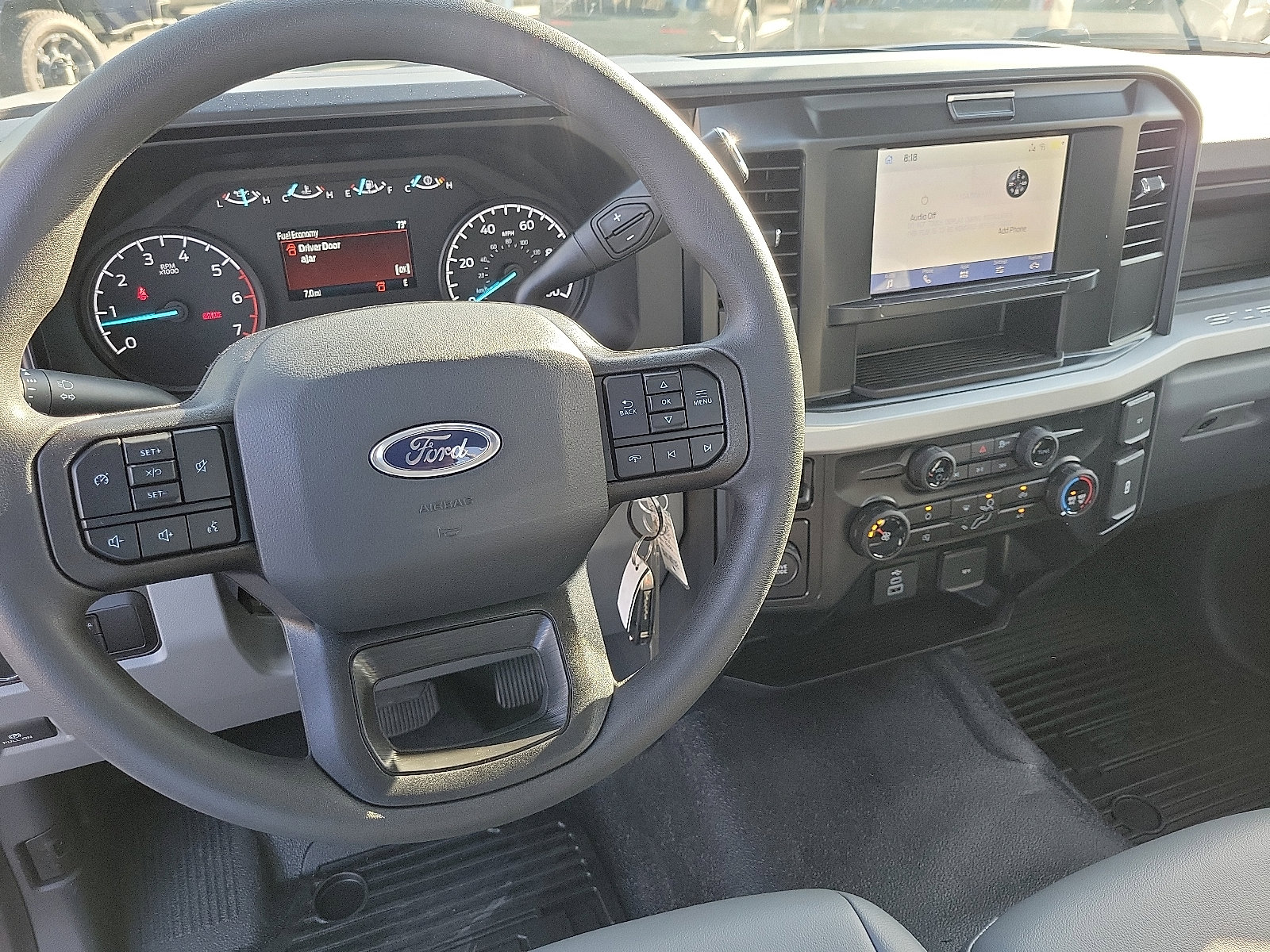 2025 Ford F-250 XL photo 4
