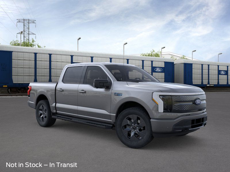 2025 Ford F-150 Lightning photo 7