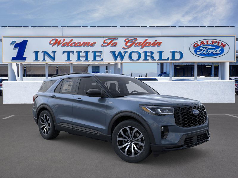 2025 Ford Explorer ST ST-Line photo 10