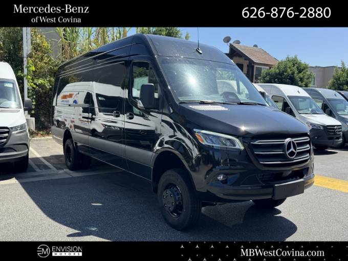 2025 Mercedes-Benz Sprinter Cargo Van Cargo 170 WB