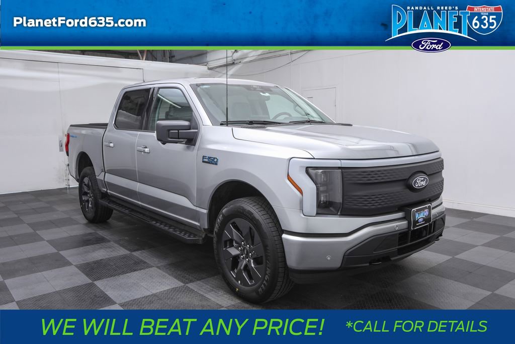 2025 Ford F-150 Lightning Flash's photo