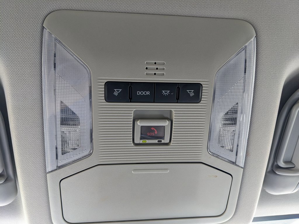 2024 Toyota RAV4 XLE photo 42