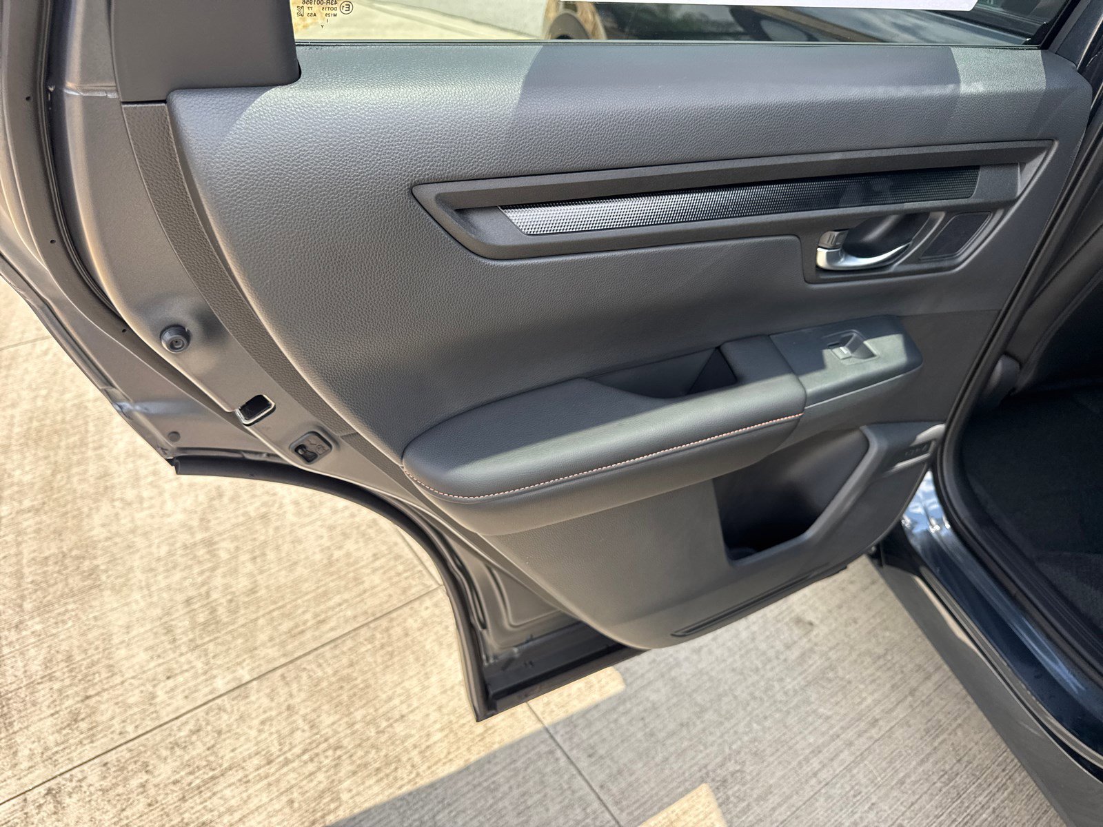 2026 Honda CR-V Hybrid Sport-L photo 12