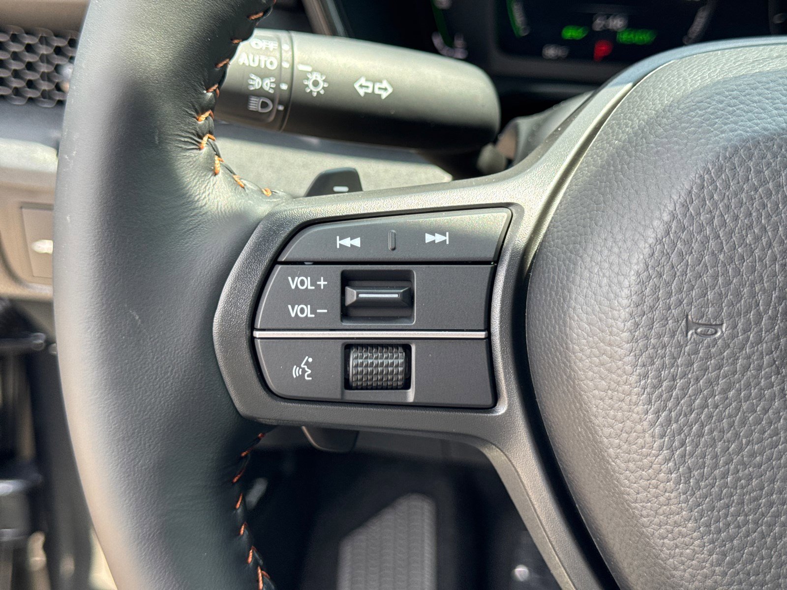 2026 Honda CR-V Hybrid Sport-L photo 16