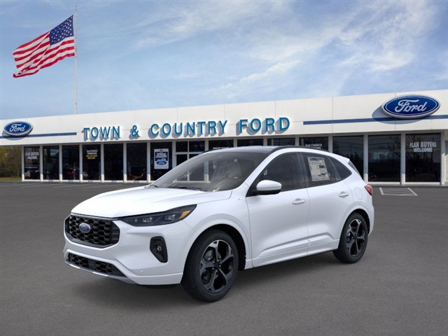 2025 Ford Escape ST-Line Elite photo 4
