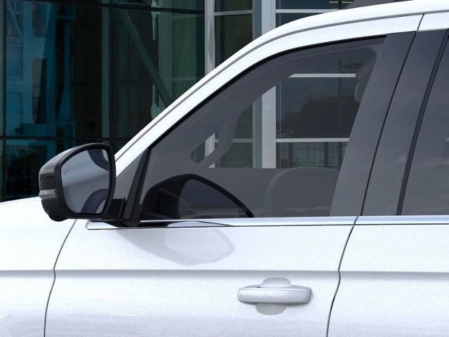 2025 Ford Expedition photo 17