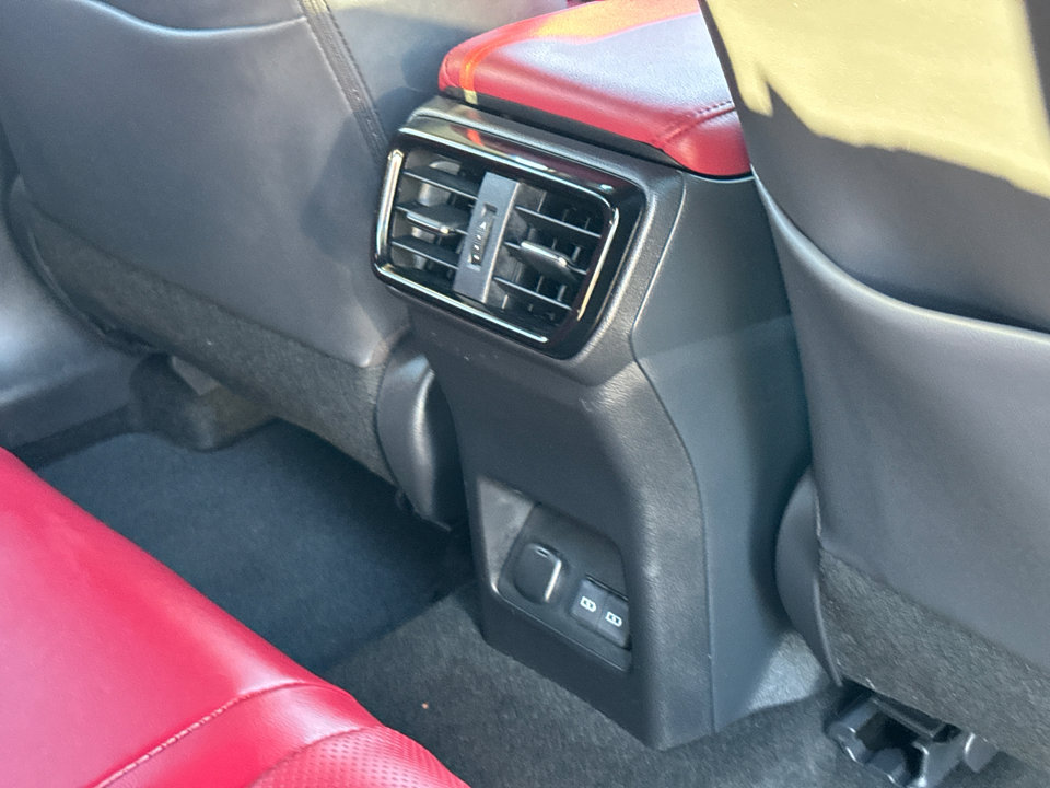 2024 Lexus NX 350h Luxury photo 16
