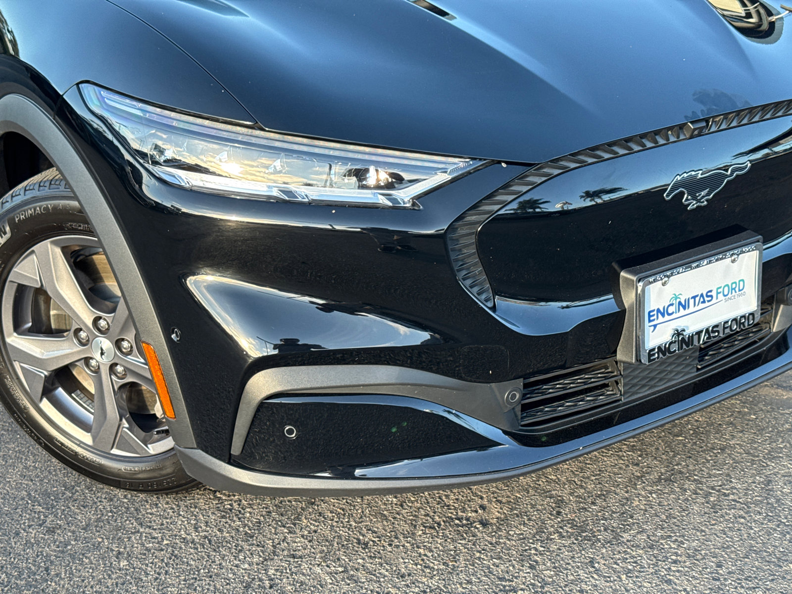 2023 Ford Mustang Mach-E Select photo 3