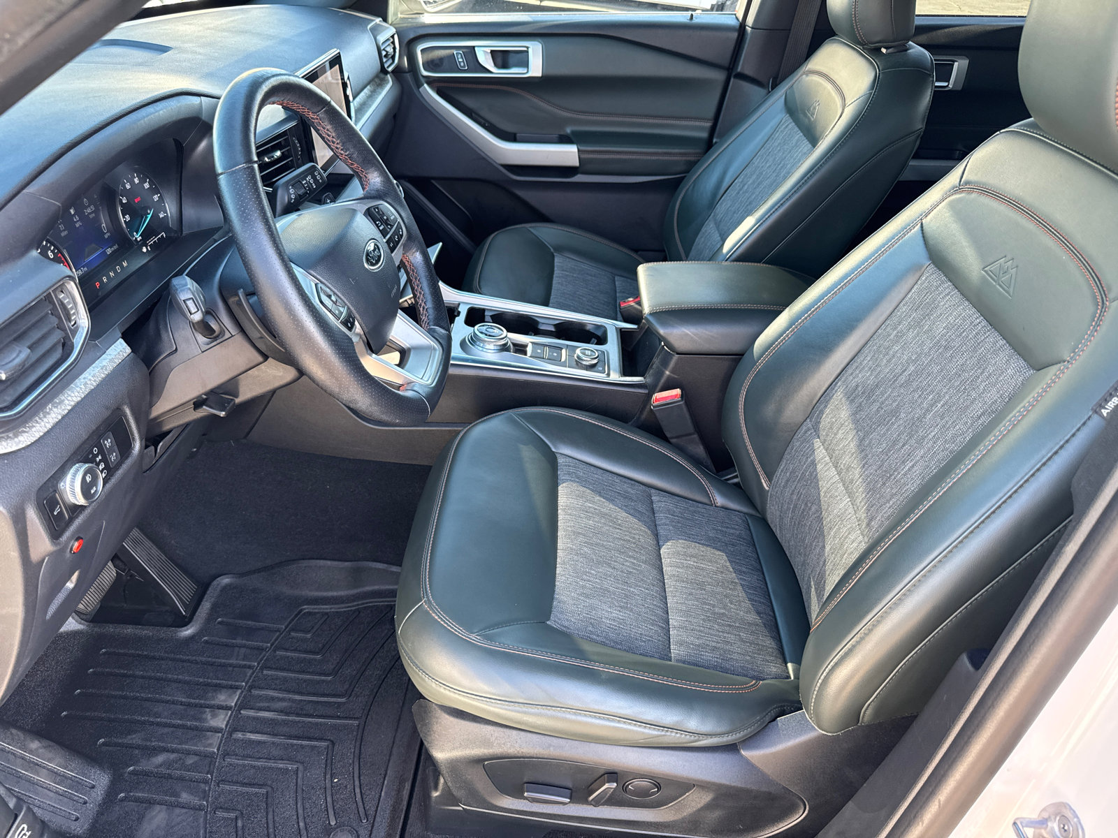 2022 Ford Explorer Timberline photo 21