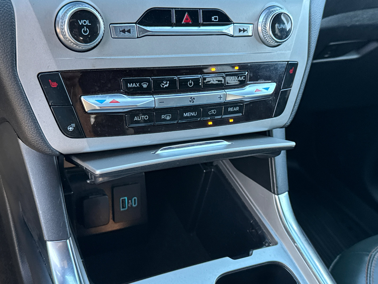 2022 Ford Explorer Timberline photo 26