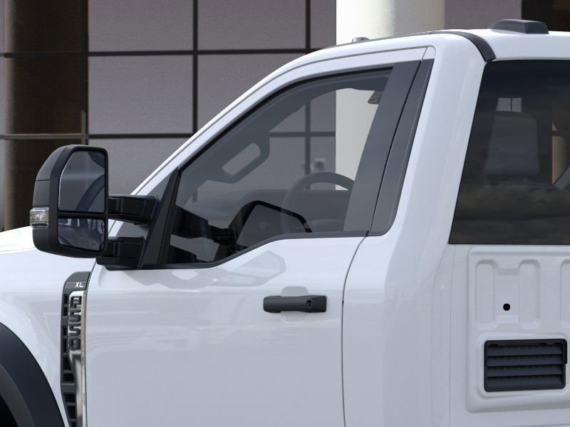 2025 Ford F-550 XL photo 18