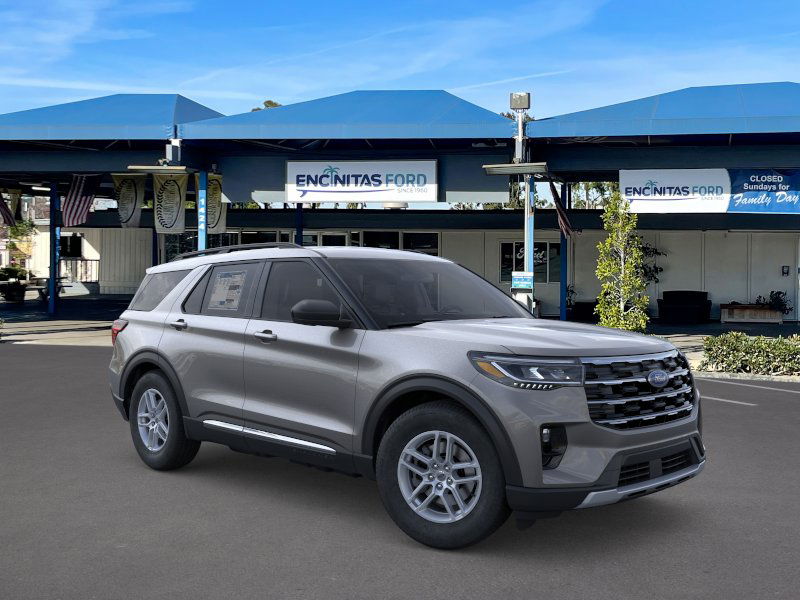 2025 Ford Explorer photo 5