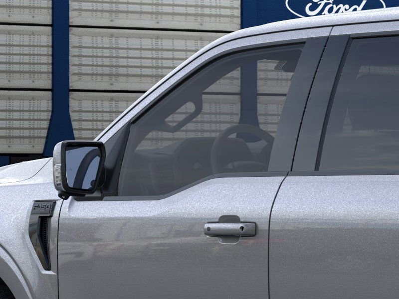 2025 Ford F-150 Lariat photo 12
