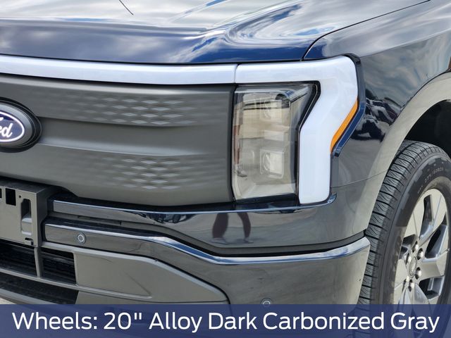 2025 Ford F-150 Lightning photo 5