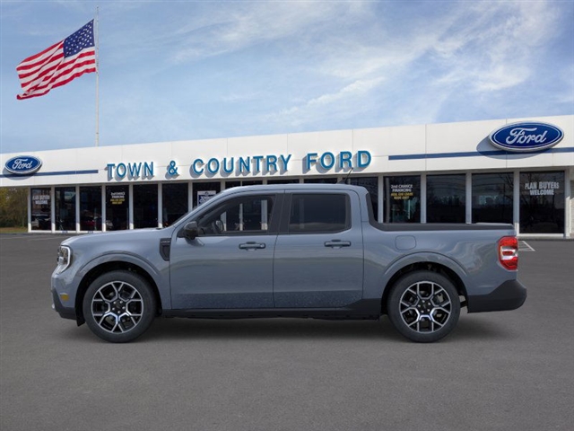 2025 Ford Maverick Lariat photo 3